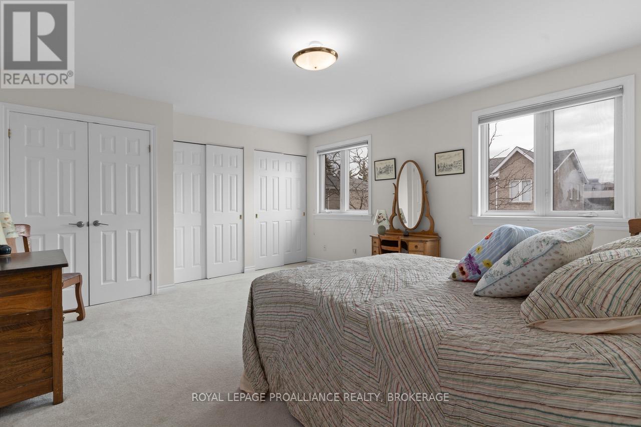 30 Yonge Street, Kingston (Central City West), Ontario  K7M 1E3 - Photo 21 - X12101704