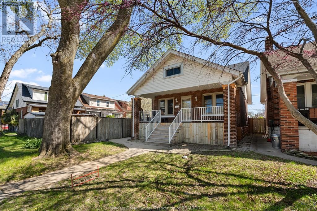 Property at 1220 BRUCE AVENUE image 2