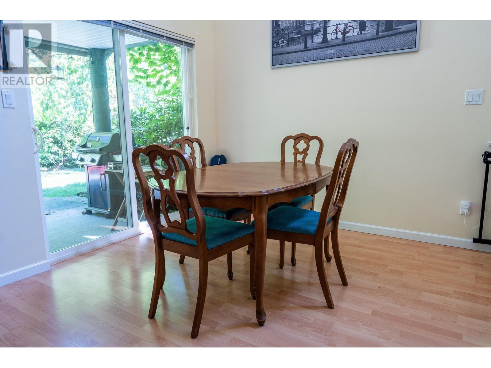 49 735 Park Road, Gibsons, British Columbia  V0N 1V7 - Photo 6 - R2981356