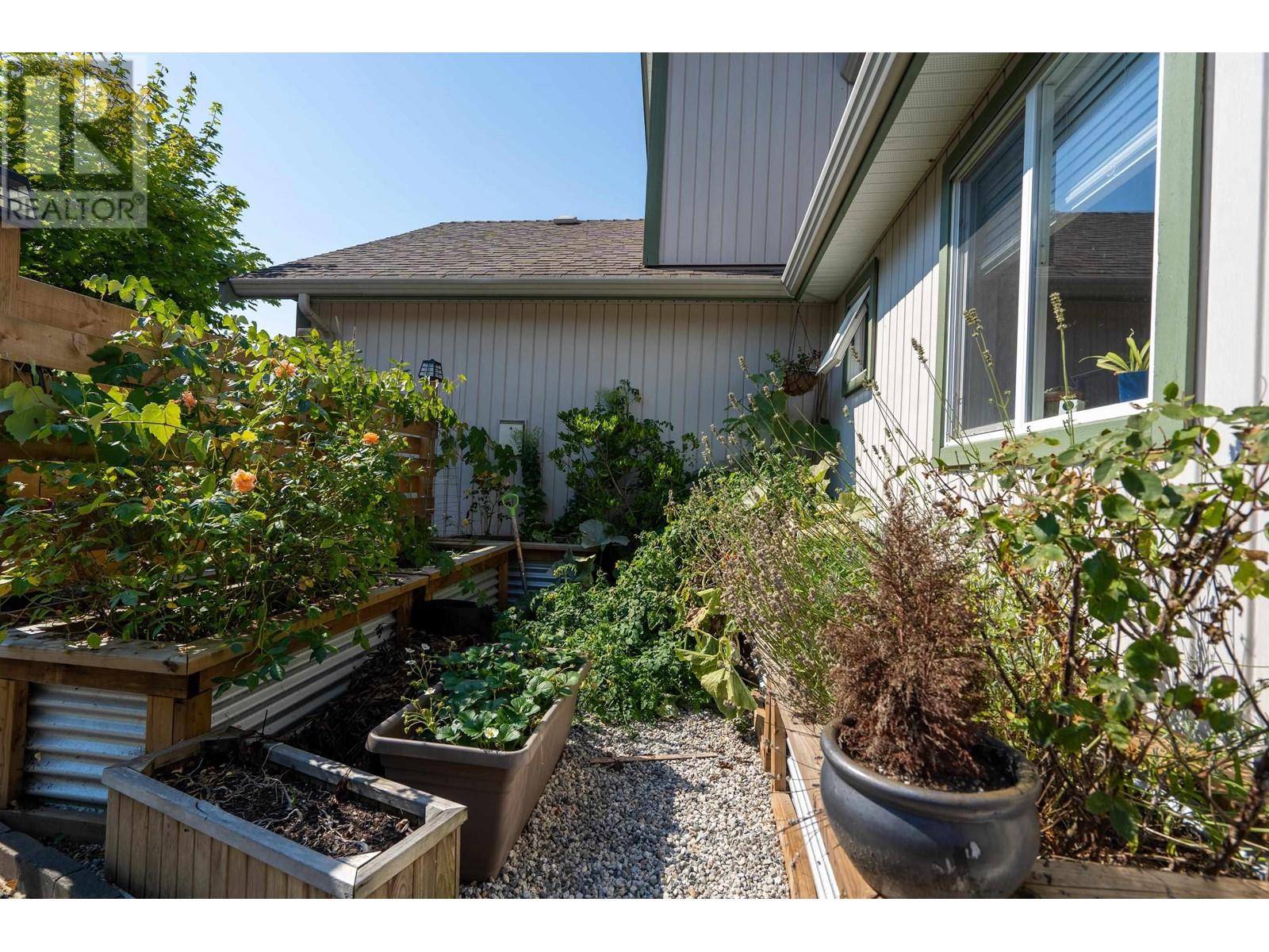 49 735 Park Road, Gibsons, British Columbia  V0N 1V7 - Photo 17 - R2981356