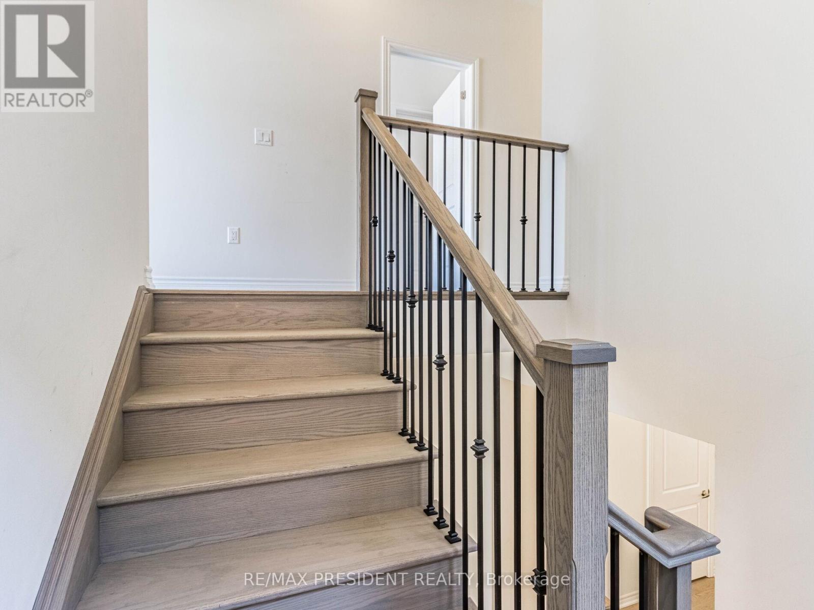 30 Camino Real Drive, Caledon, Ontario  L7C 4L9 - Photo 22 - W12101444