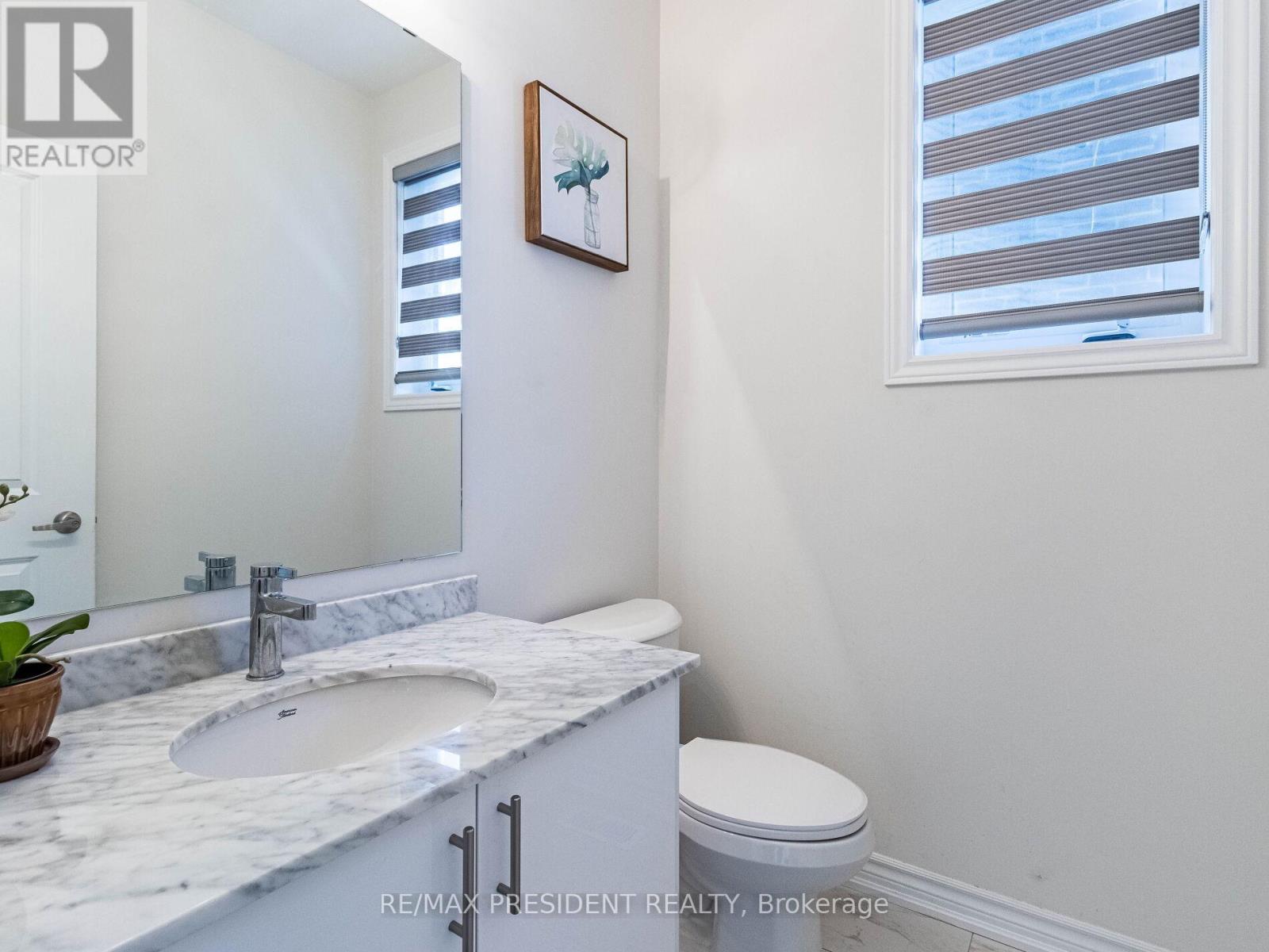 30 Camino Real Drive, Caledon, Ontario  L7C 4L9 - Photo 6 - W12101444