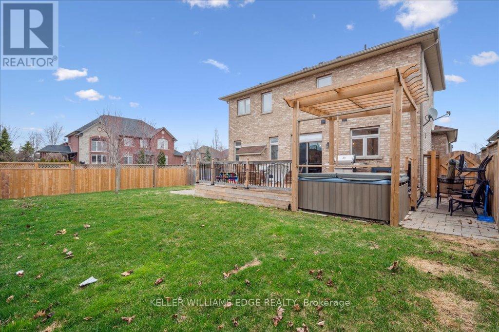 28 Greti Drive, Hamilton, Ontario  L9B 0C9 - Photo 45 - X12101442