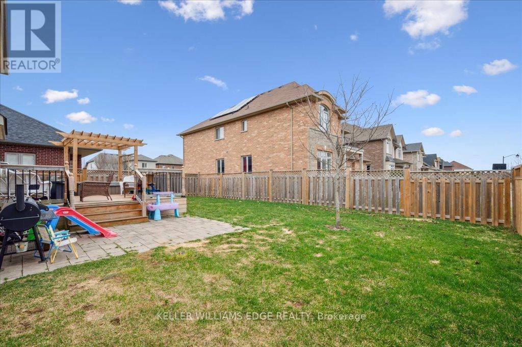 28 Greti Drive, Hamilton, Ontario  L9B 0C9 - Photo 46 - X12101442