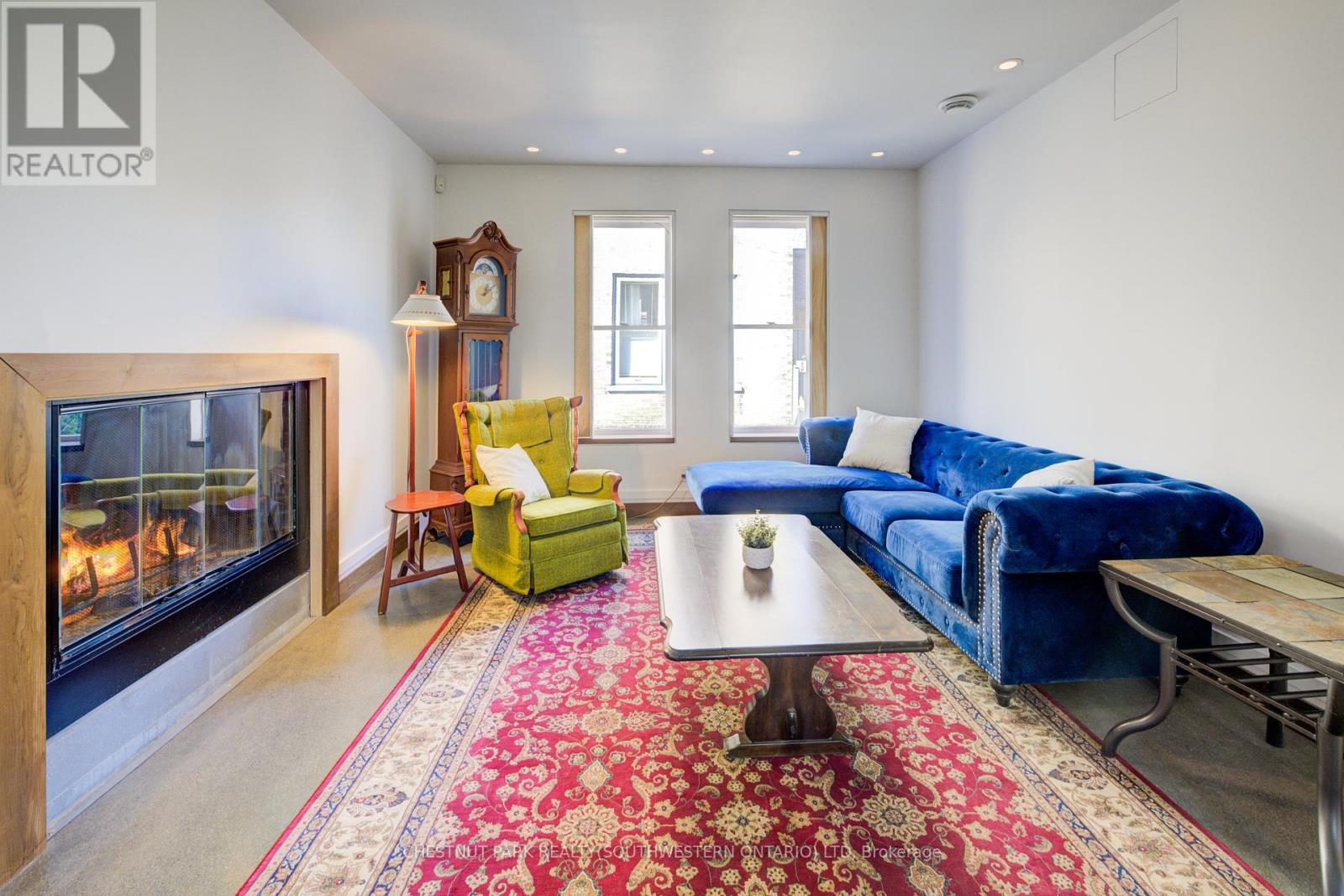 Property at 23 RICHMOND AVENUE image 4
