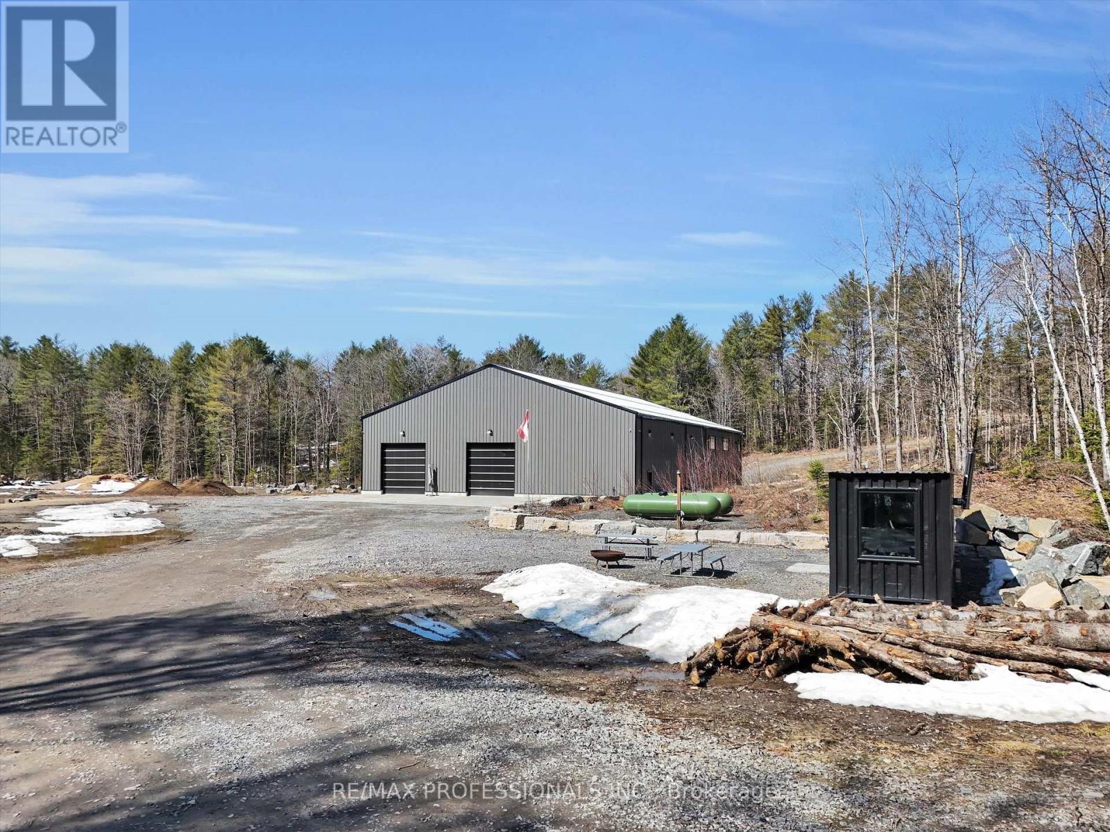 2320 Highway 117, Lake Of Bays, Ontario  P0B 1A0 - Photo 5 - X12101550