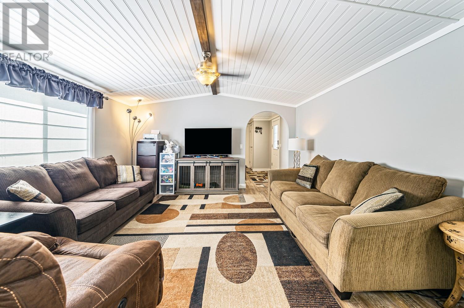 Property at 2550 Hollywood Road N Unit# 136 image 3