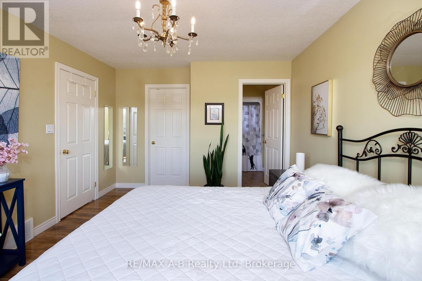 43 Abraham Drive, Stratford, Ontario  N5A 8A9 - Photo 20 - X12101623