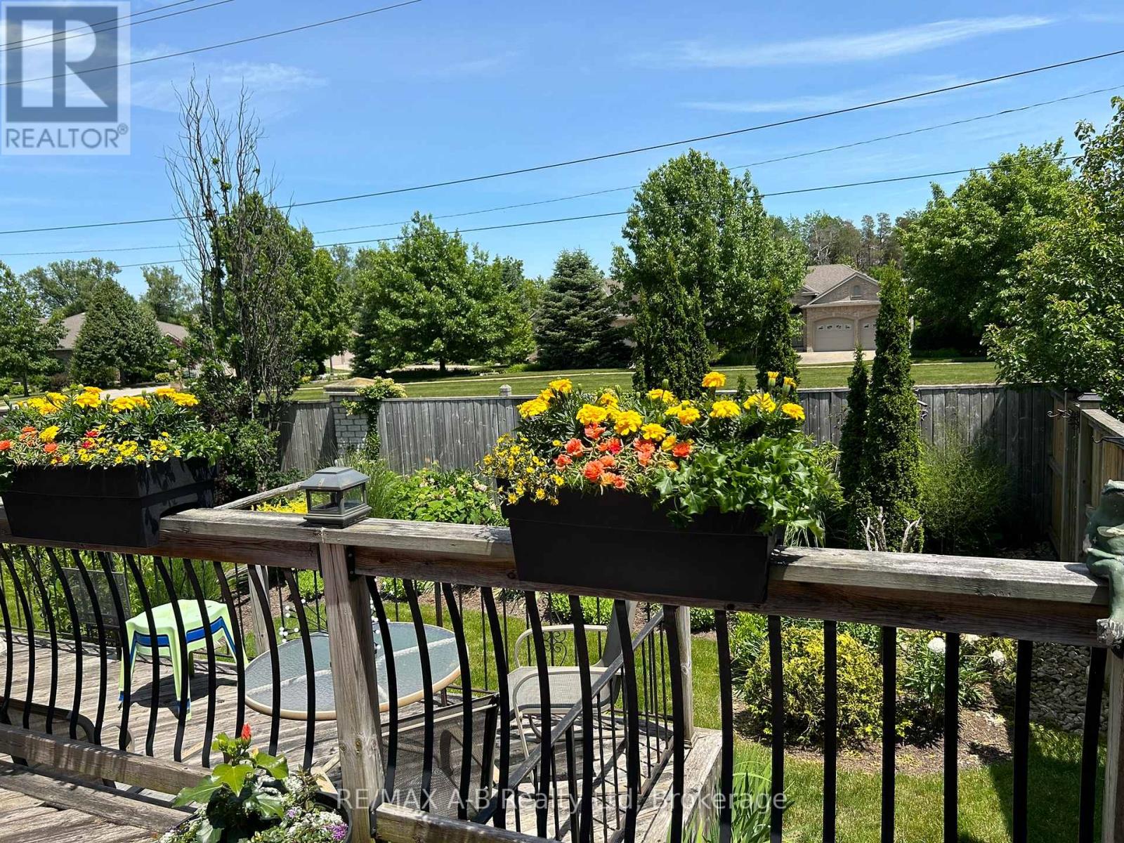 43 Abraham Drive, Stratford, Ontario  N5A 8A9 - Photo 39 - X12101623