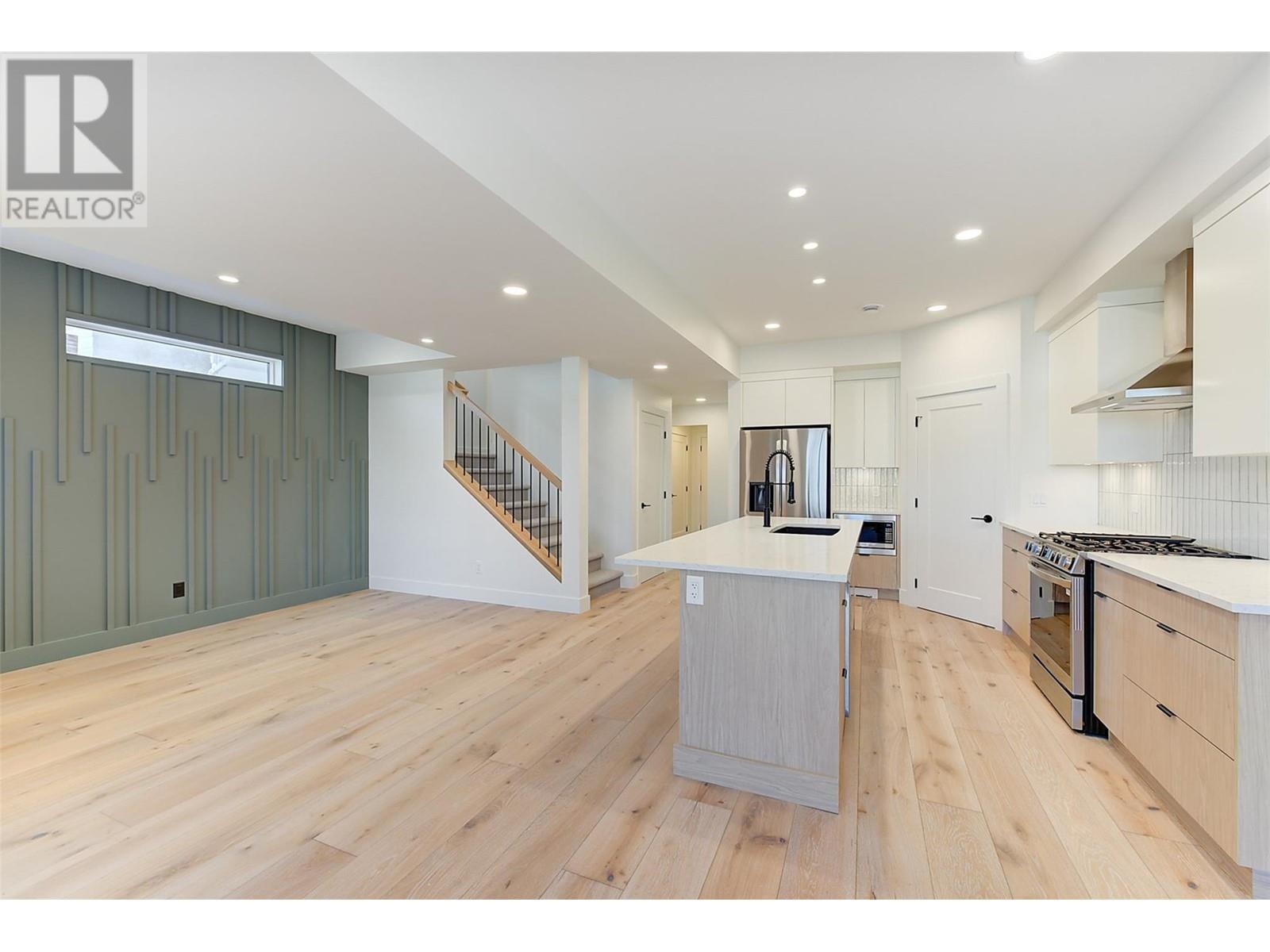 Property at 857 Kinnear Court image 4