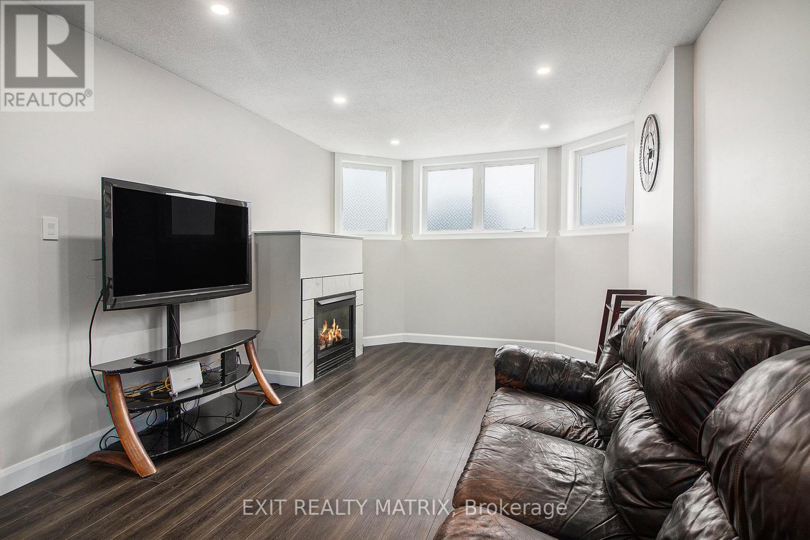 5c - 75 Lapointe Boulevard, Russell, Ontario  K0A 1W0 - Photo 6 - X12101701