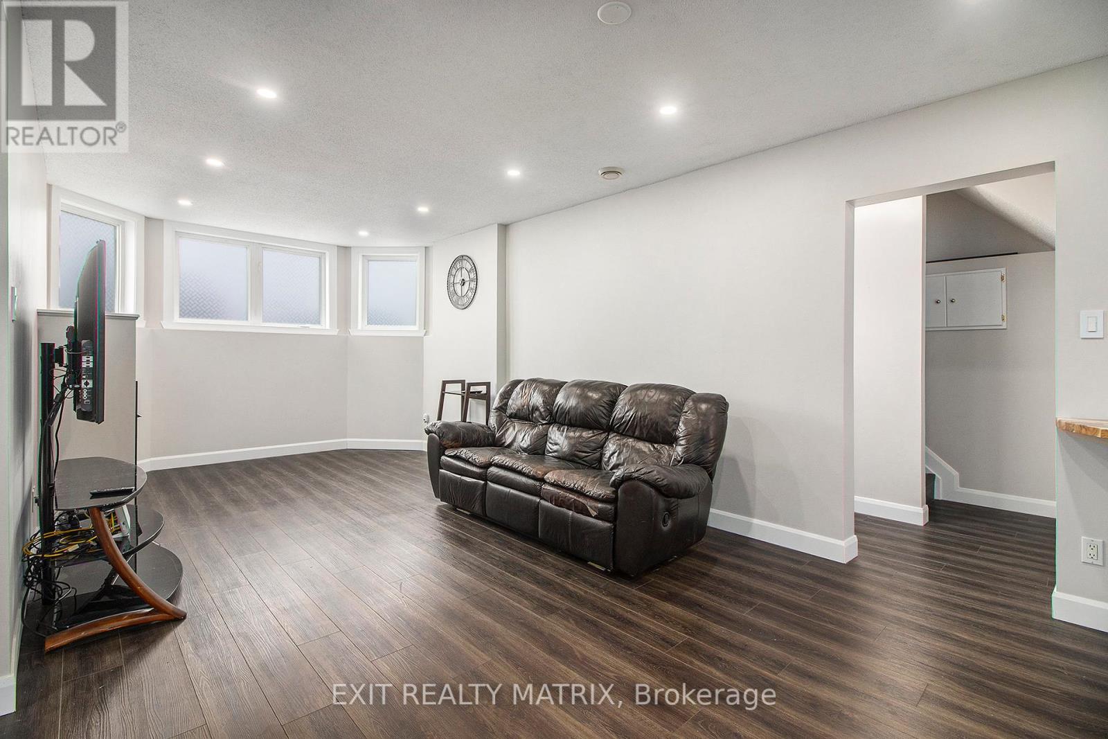 5c - 75 Lapointe Boulevard, Russell, Ontario  K0A 1W0 - Photo 7 - X12101701