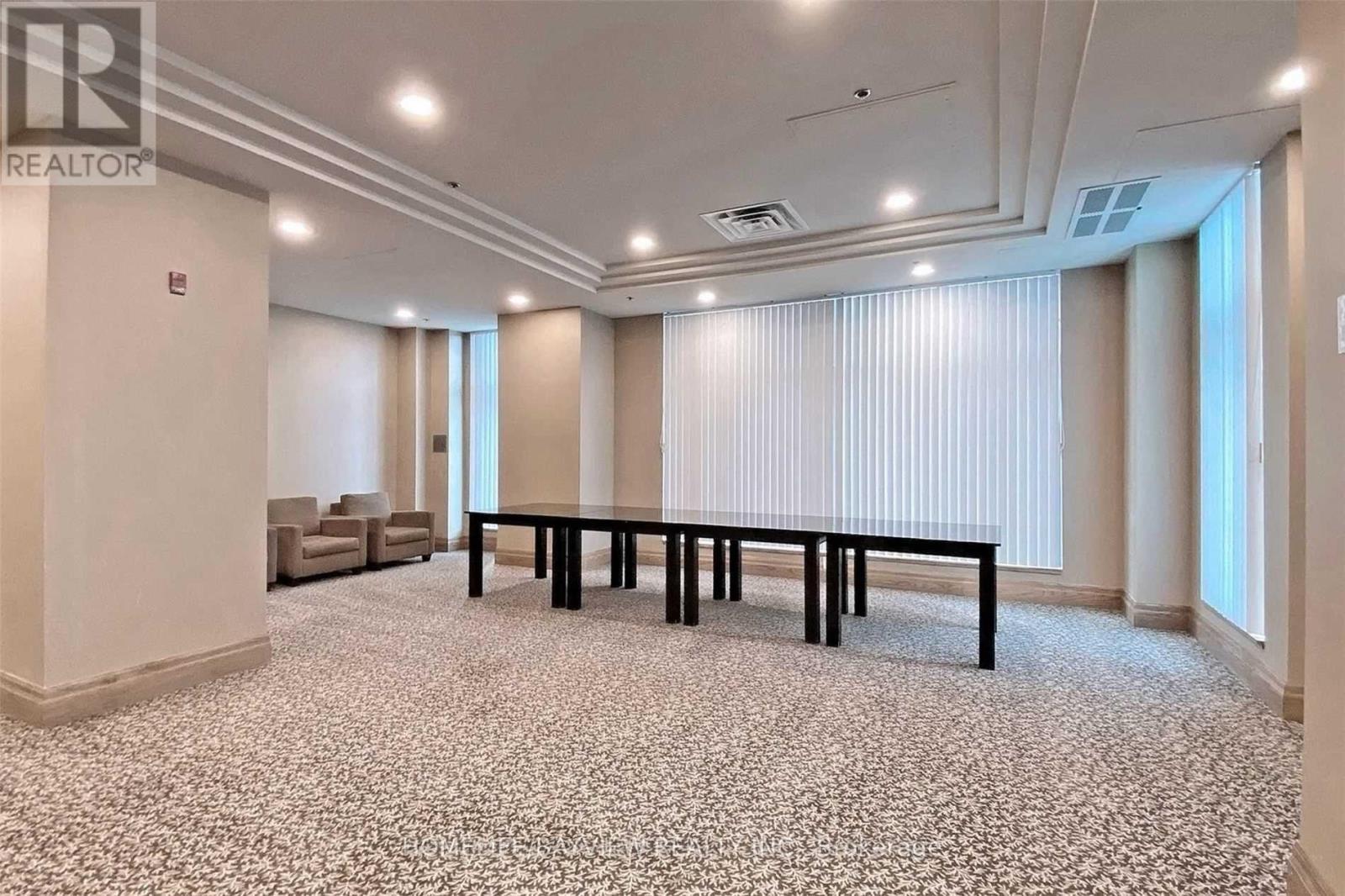 2511 - 5500 Yonge Street, Toronto, Ontario  M2N 7L1 - Photo 8 - C12101657