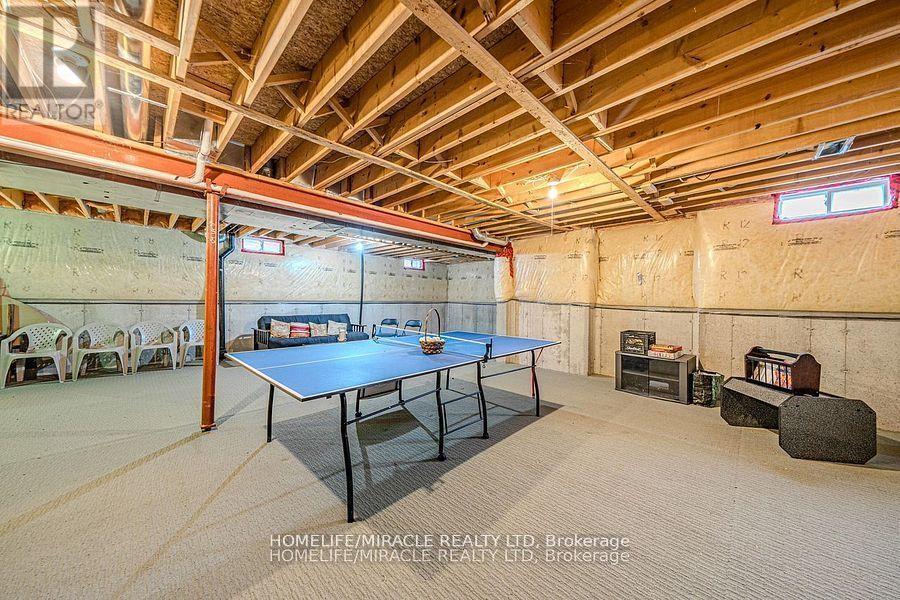 47 Gabrielle Crescent, Whitby, Ontario  L1R 3M5 - Photo 7 - E12101675