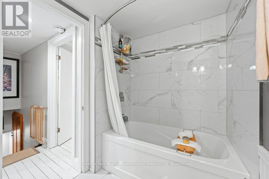 214 Harris Street, Guelph/eramosa, Ontario  N0B 2K0 - Photo 38 - X12059799