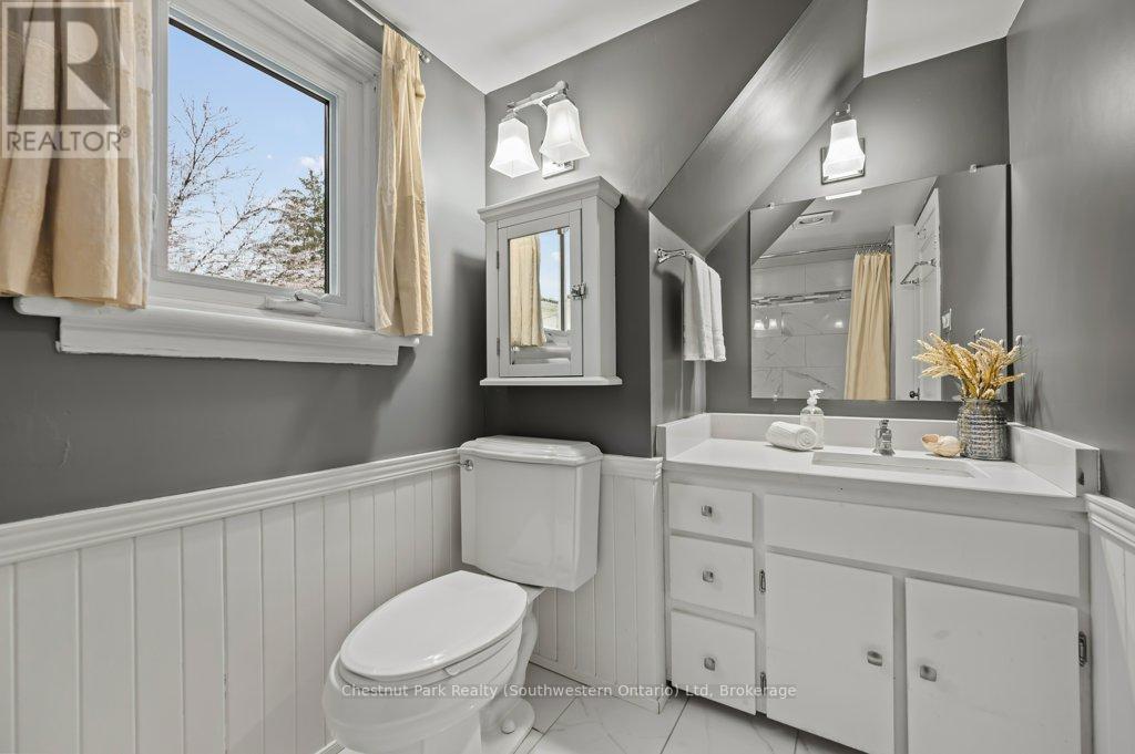 214 Harris Street, Guelph/eramosa, Ontario  N0B 2K0 - Photo 37 - X12059799