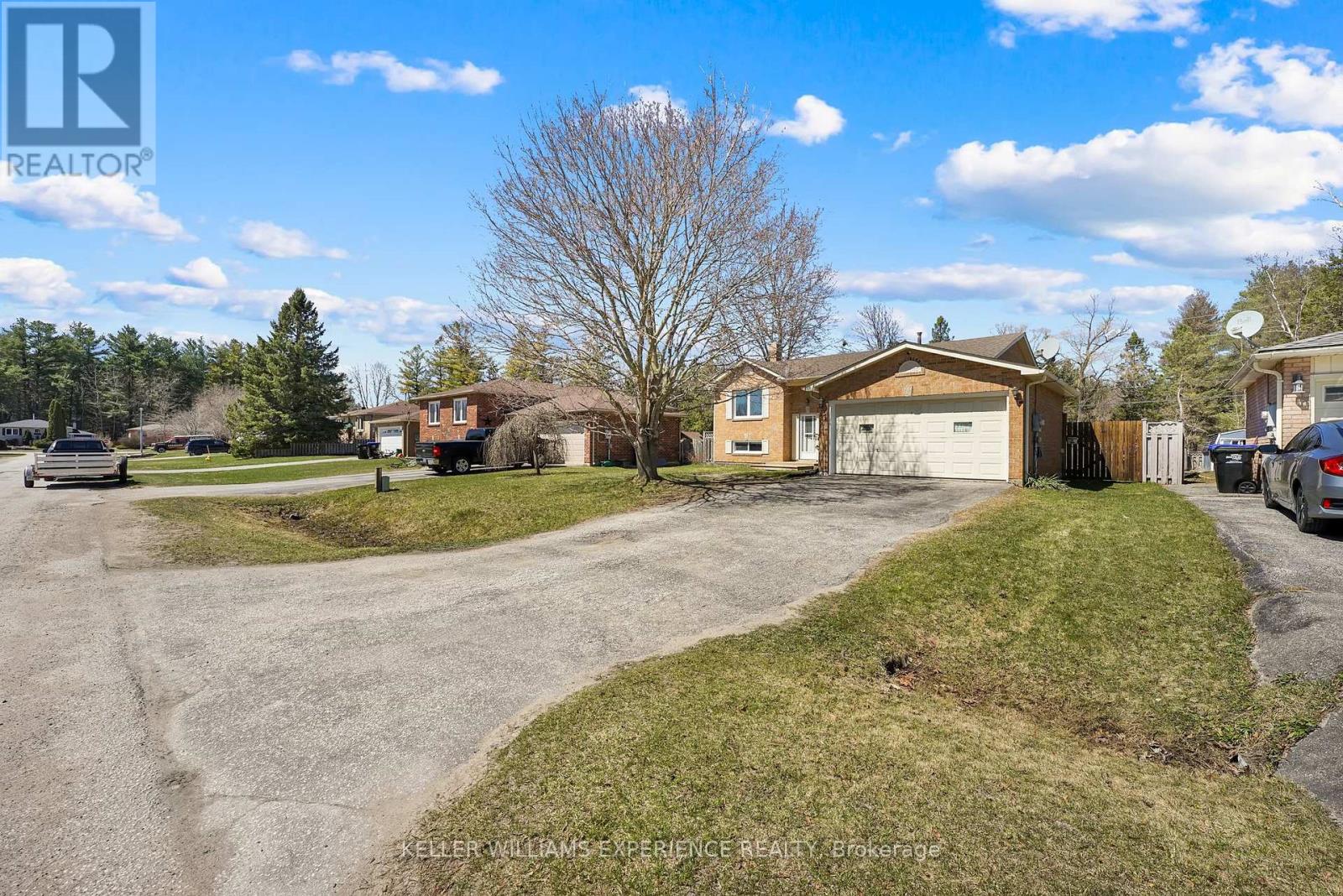 Property at 11 MCCARTHY CRESCENT image 3