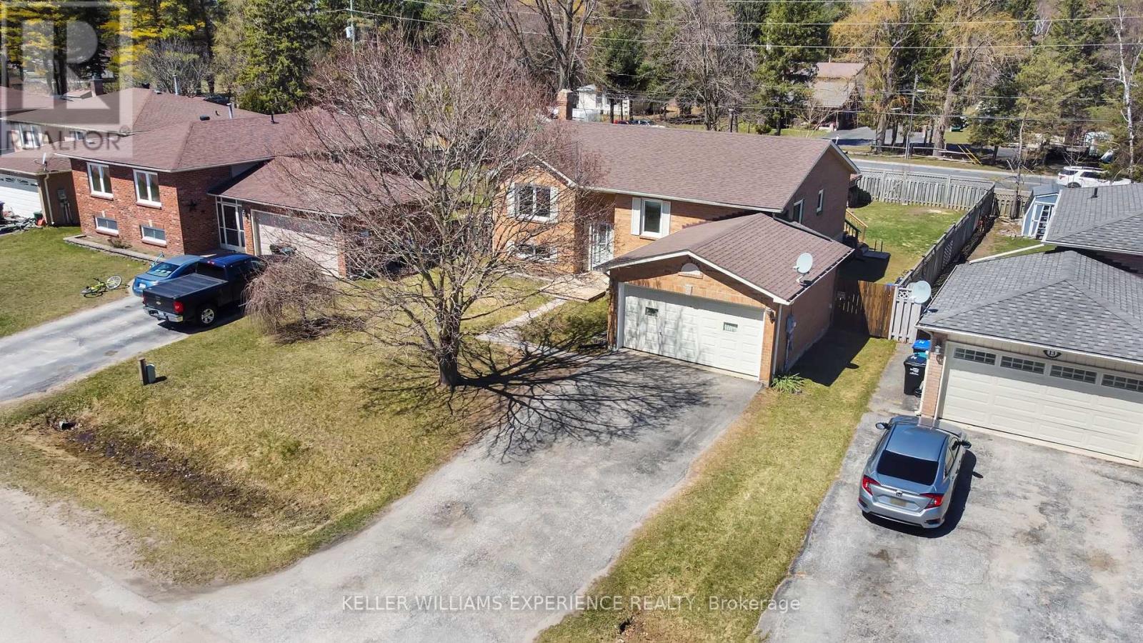 Property at 11 MCCARTHY CRESCENT image 4