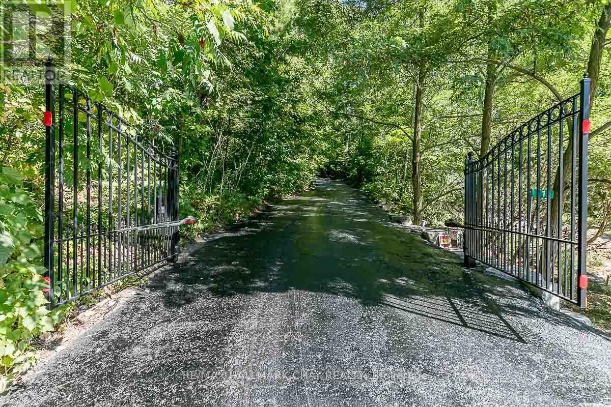 Property at 1 PIERCE COURT image 2