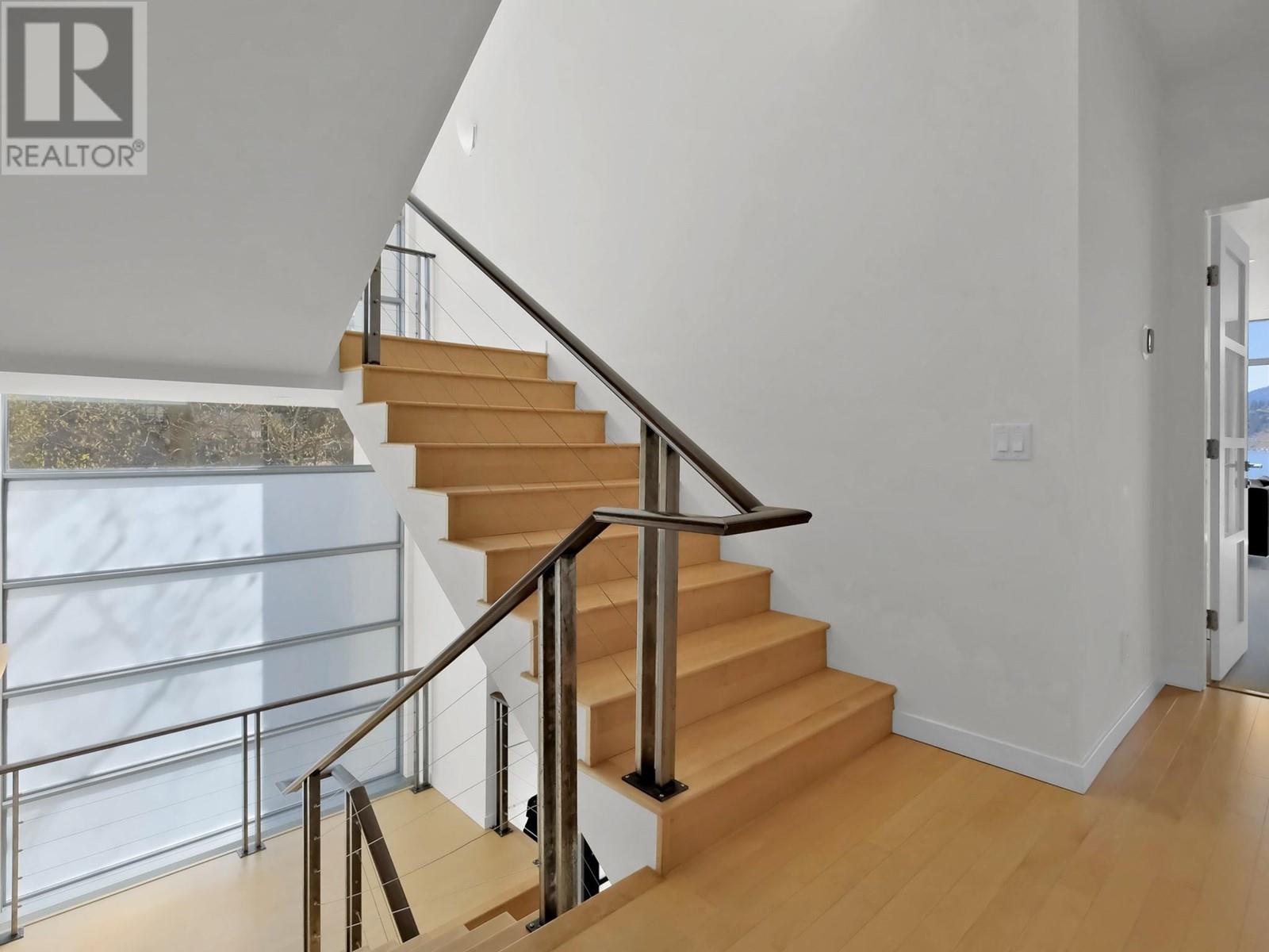 2096 Abbott Street, Kelowna, British Columbia  V1Y 1C6 - Photo 31 - 10343563