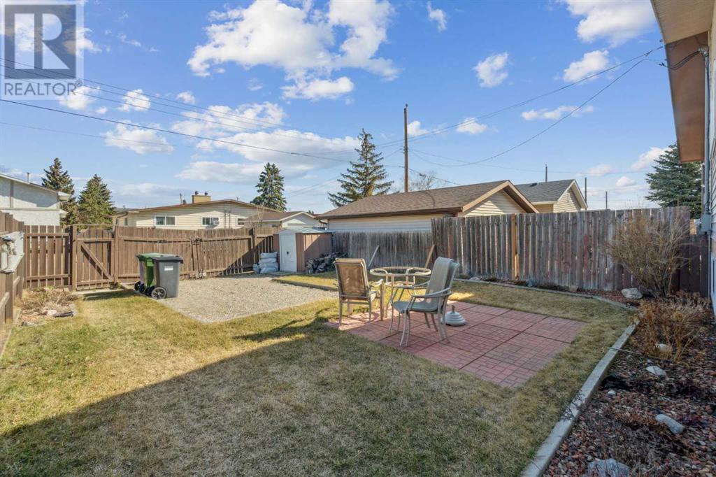31 Doverville Way Se, Calgary, Alberta  T2B 2N6 - Photo 29 - A2214568