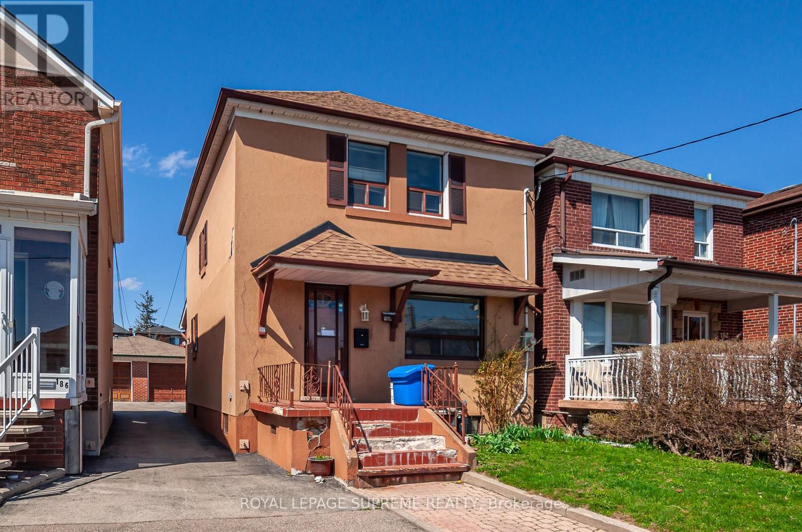 Property at 184 DUNRAVEN DRIVE image 1