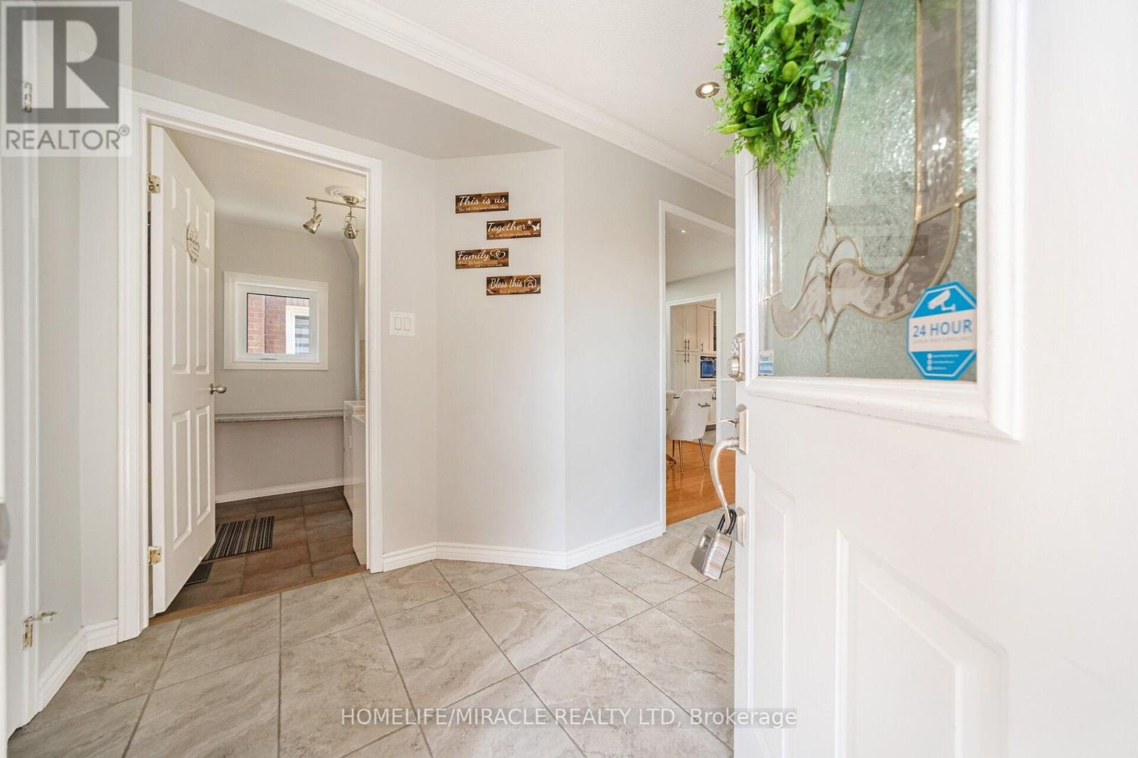 Property at 21 NATIONAL CRESCENT image 4