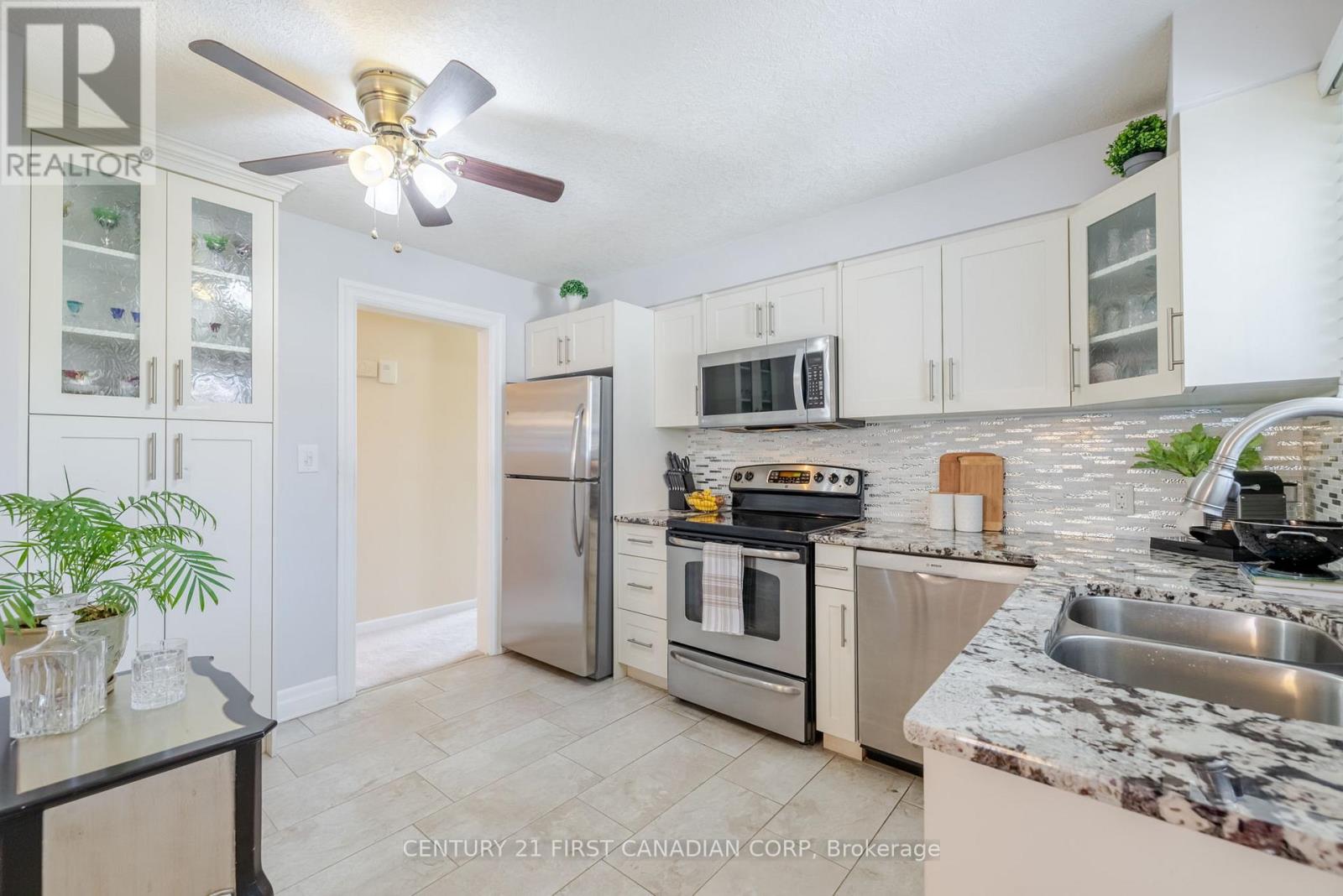 758 Cheapside Street, London East (East C), Ontario  N5Y 3Y8 - Photo 8 - X12101808