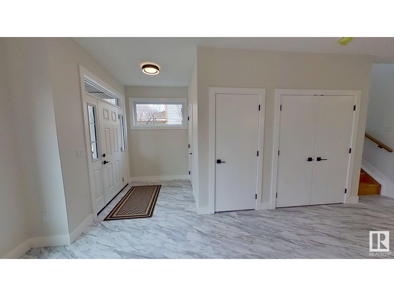 Property at 11219 125 ST NW image 3