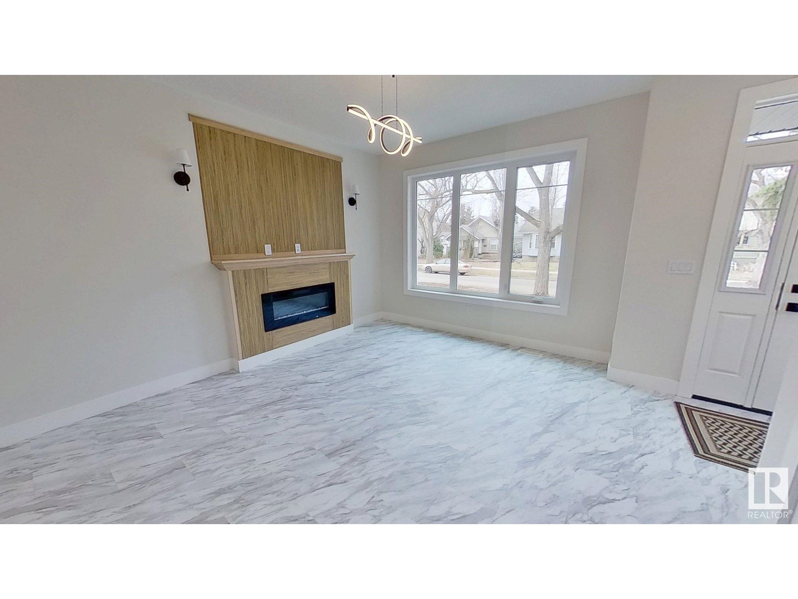 Property at 11219 125 ST NW image 5