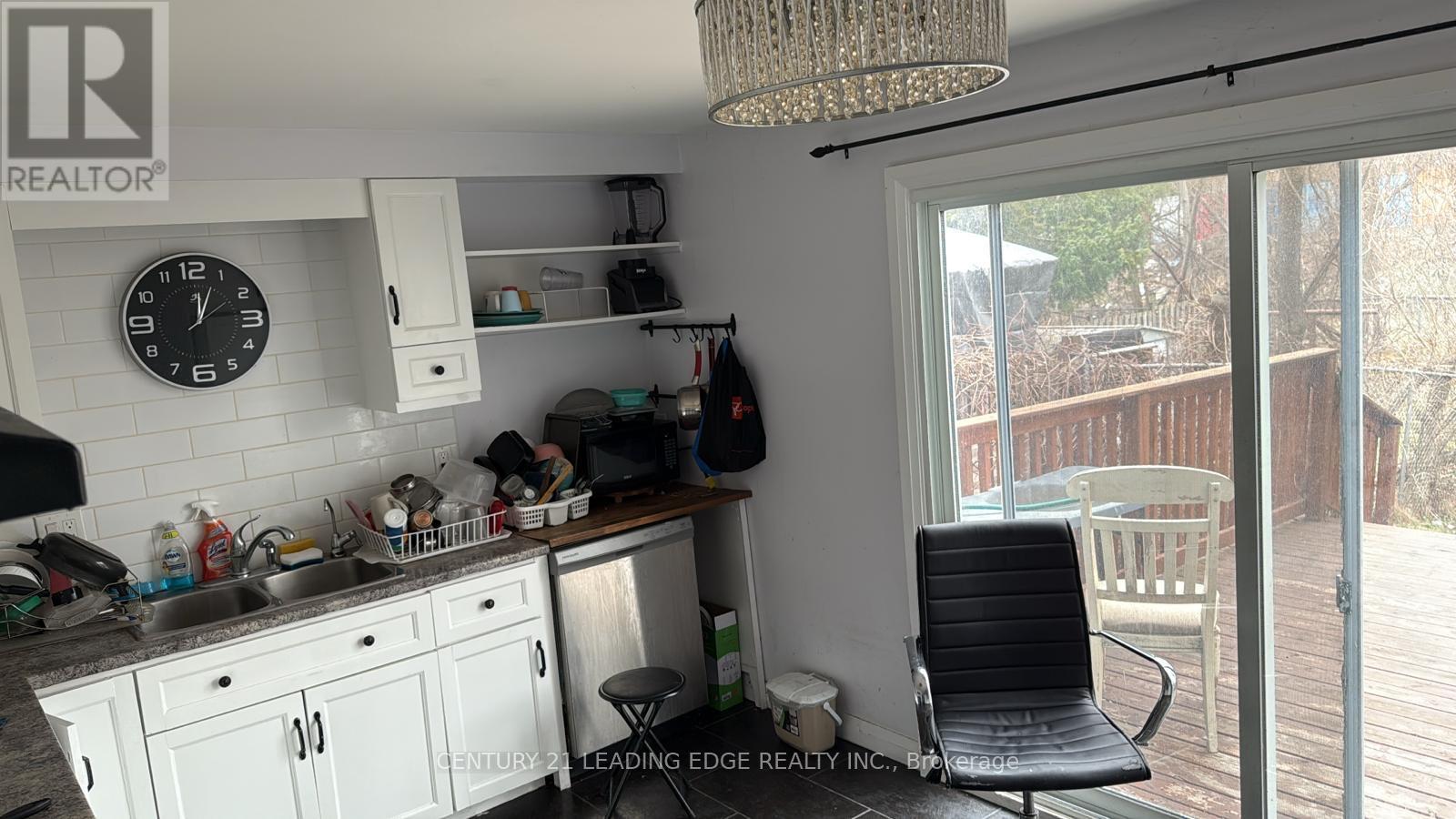 Property at 257 MORGAN AVENUE image 4