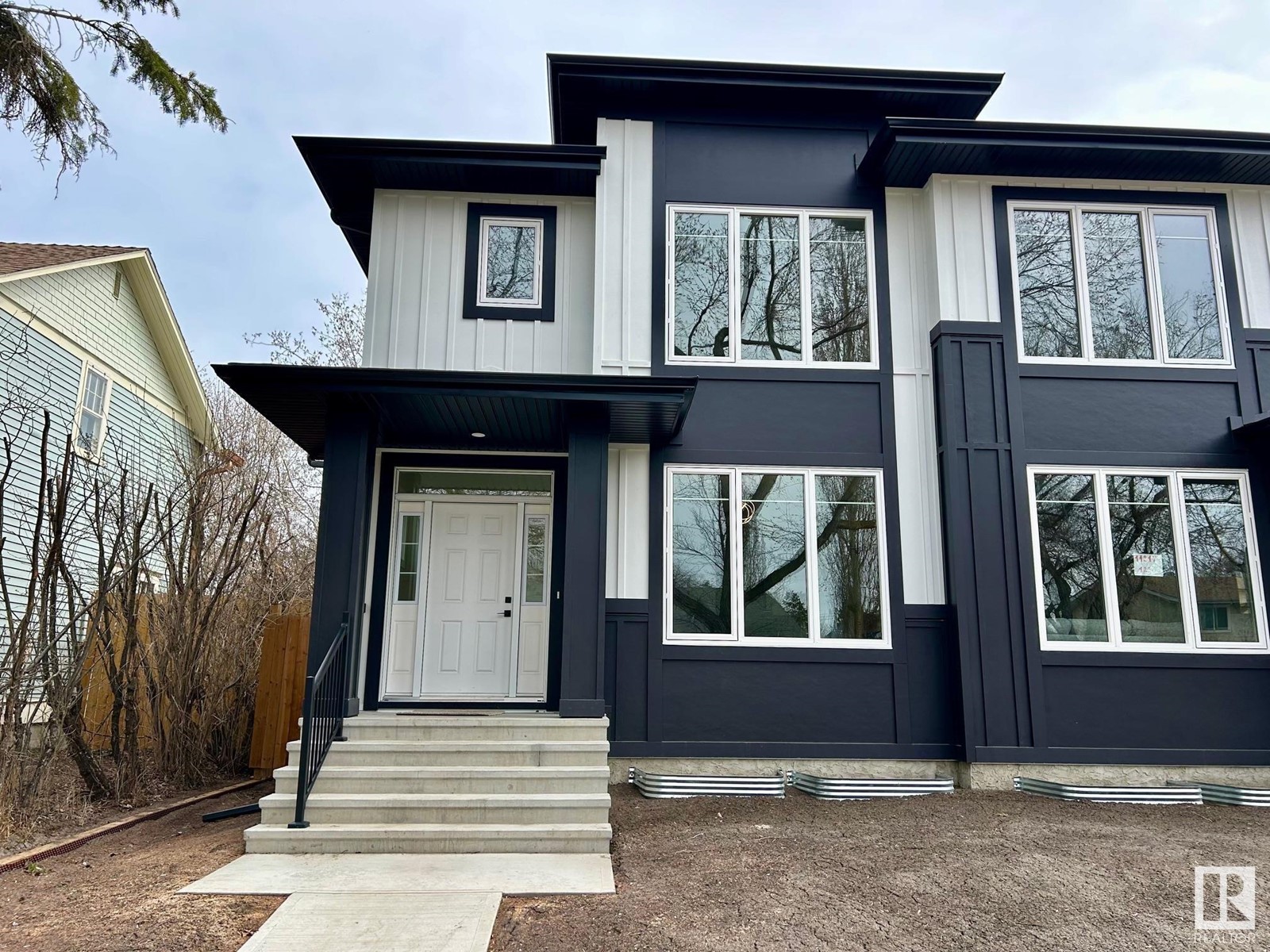 Property at 11219 125 ST NW image 1
