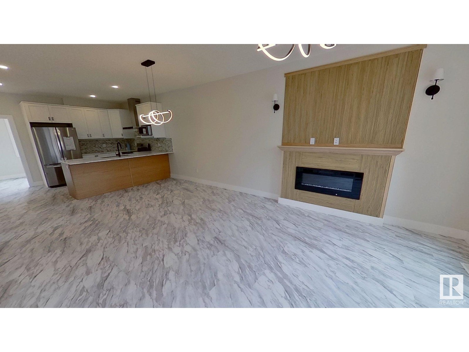 Property at 11219 125 ST NW image 4