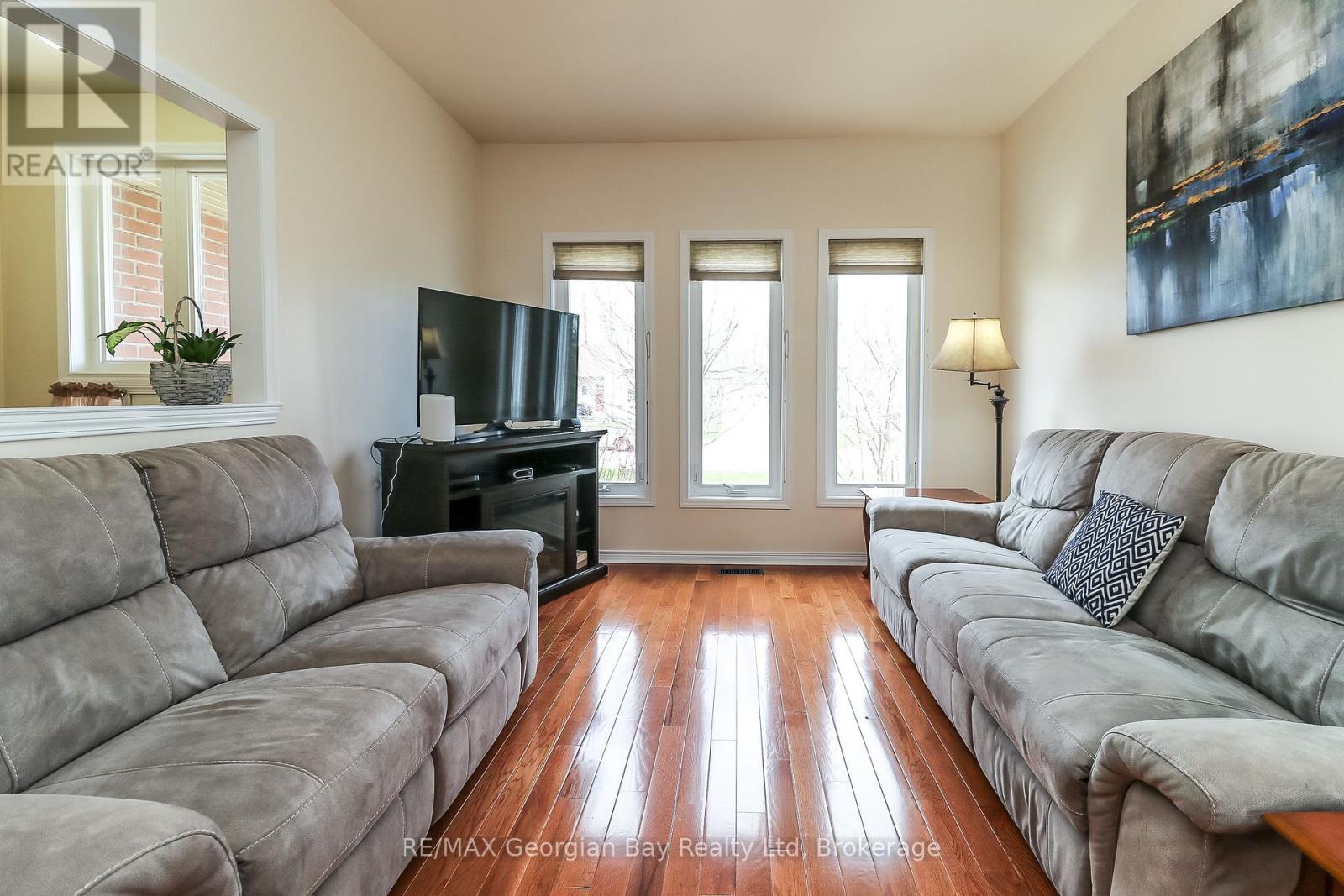 61 Mcdermitt Trail, Tay, Ontario  L0K 2A0 - Photo 10 - S12101800