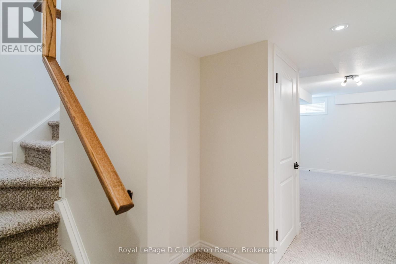 18 - 935 Goderich Street N, Saugeen Shores, Ontario  N0H 2C3 - Photo 24 - X12101787