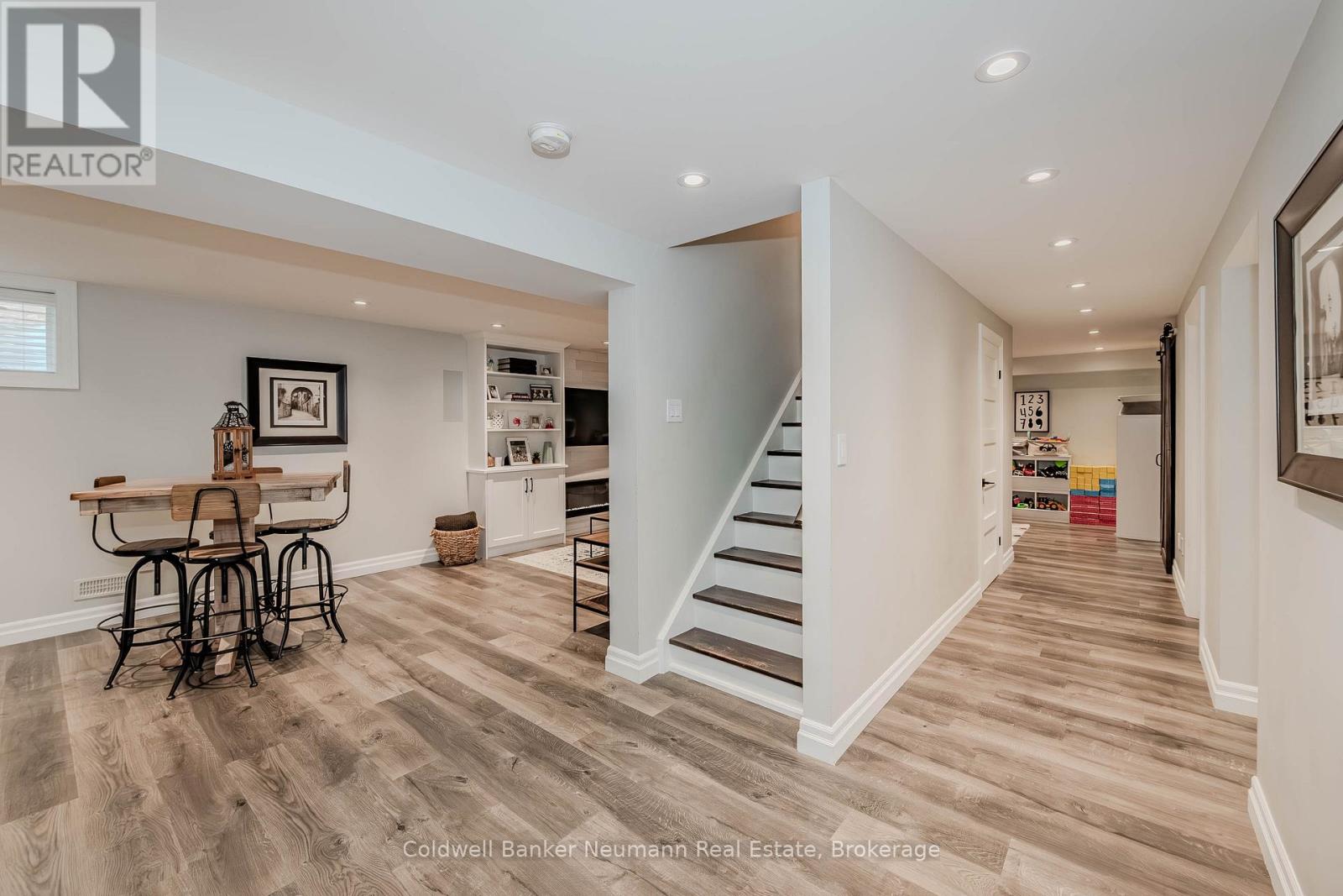 44 Hall Avenue, Guelph, Ontario  N1L 0B3 - Photo 36 - X12101810