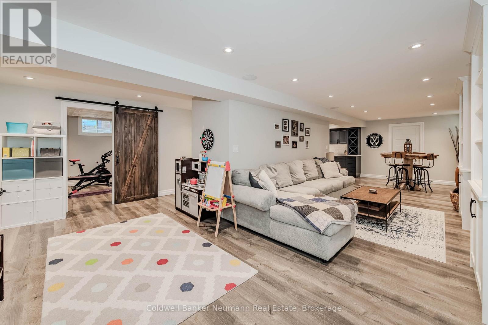 44 Hall Avenue, Guelph, Ontario  N1L 0B3 - Photo 38 - X12101810