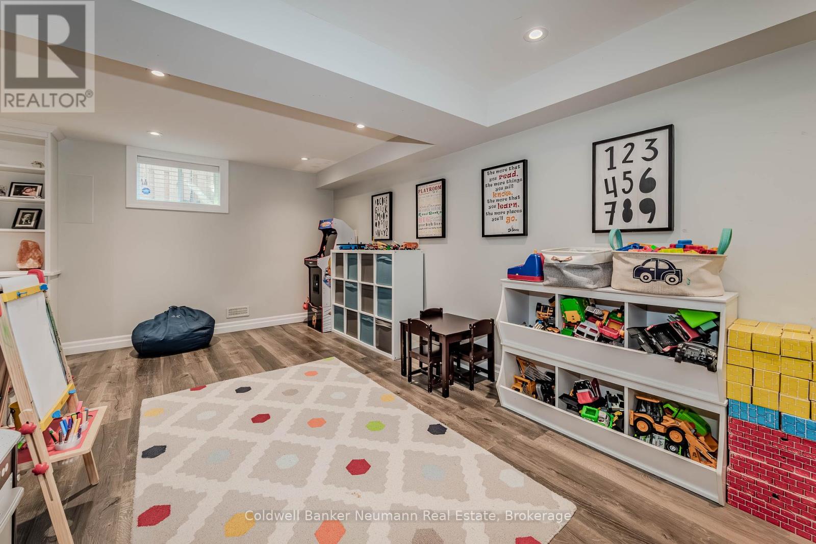 44 Hall Avenue, Guelph, Ontario  N1L 0B3 - Photo 39 - X12101810