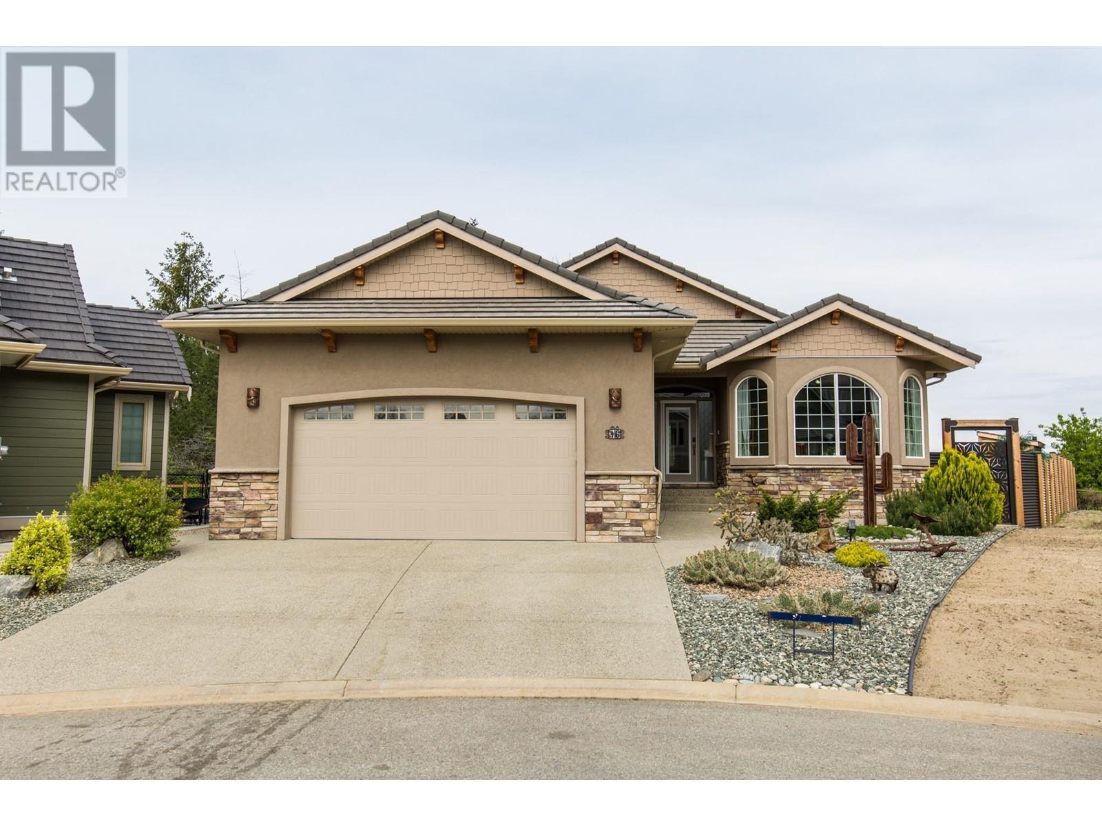 Property at 16 Chardonnay Court image 2