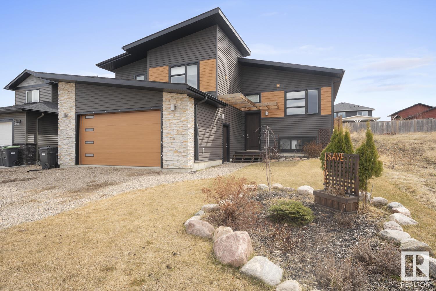 Property at 1405 18 AV image 1