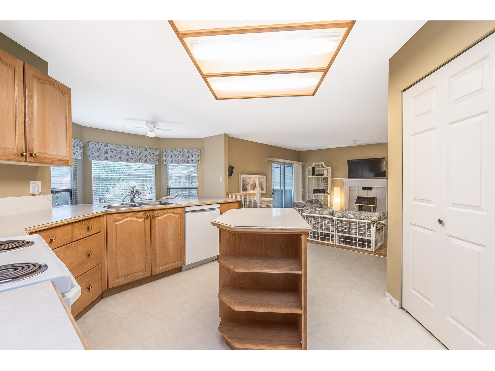 17928 65a Avenue, Surrey, British Columbia  V3S 7J8 - Photo 17 - R2993065