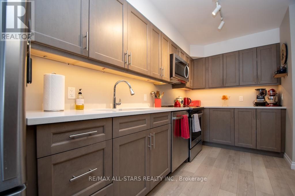 102 - 25 King Street, Kawartha Lakes, Ontario  K9V 1C4 - Photo 8 - X12015072