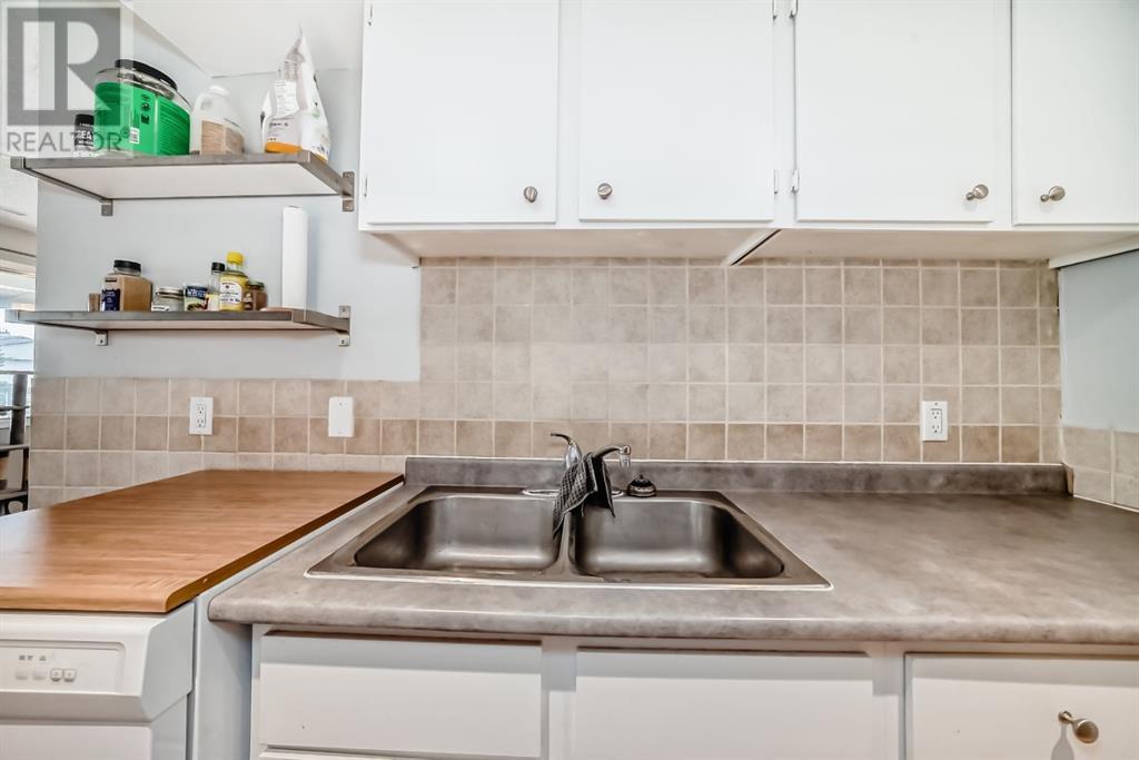 Property at 128, 200 Brookpark Drive SW image 5