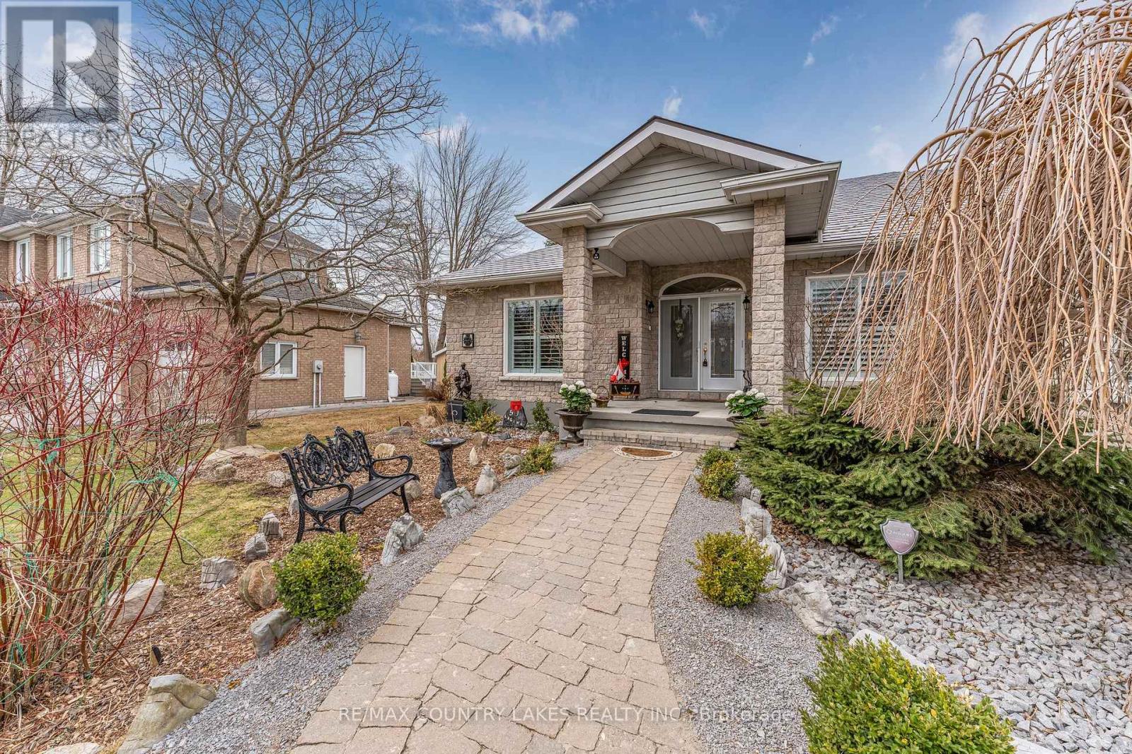 50 Laguna Parkway, Ramara, Ontario  L0K 1B0 - Photo 6 - S12100403