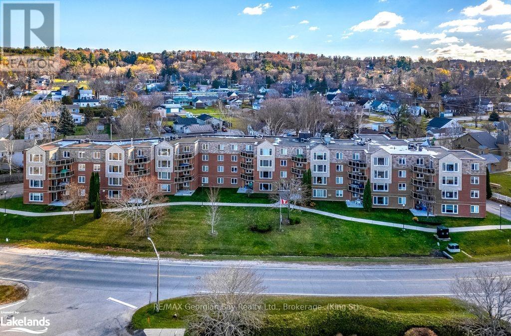 204 - 11 Beck Boulevard, Penetanguishene, Ontario  L9M 2G1 - Photo 3 - S10440167
