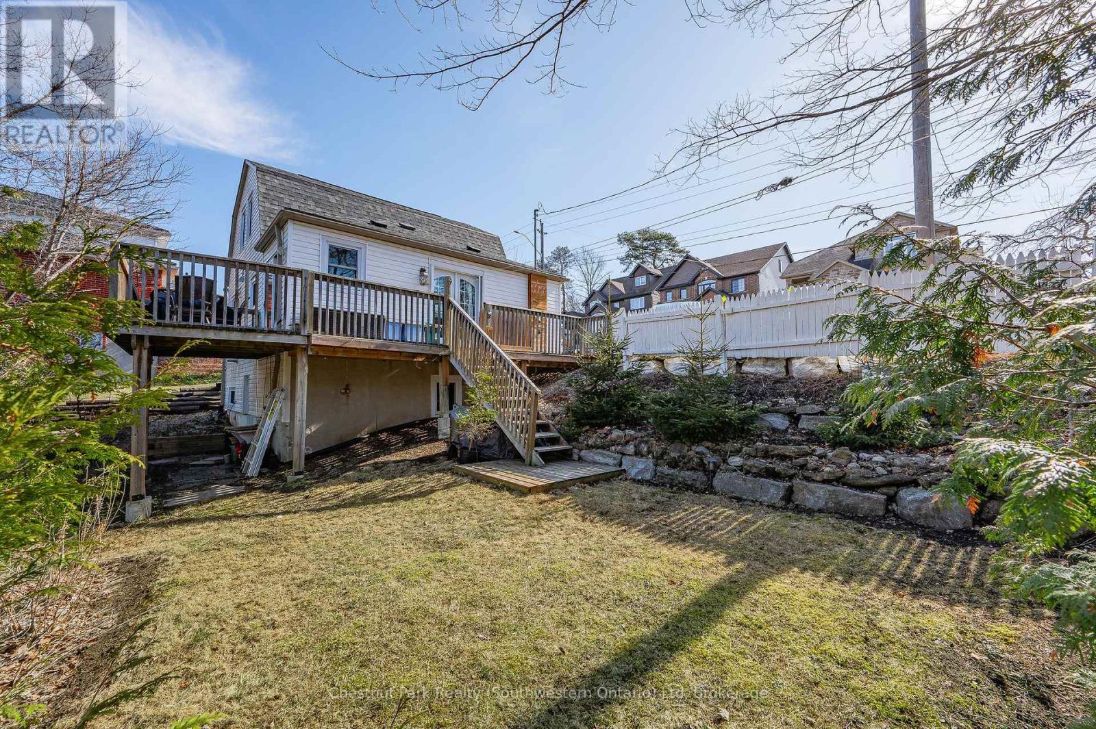 214 Harris Street, Guelph/eramosa, Ontario  N0B 2K0 - Photo 46 - X12059799