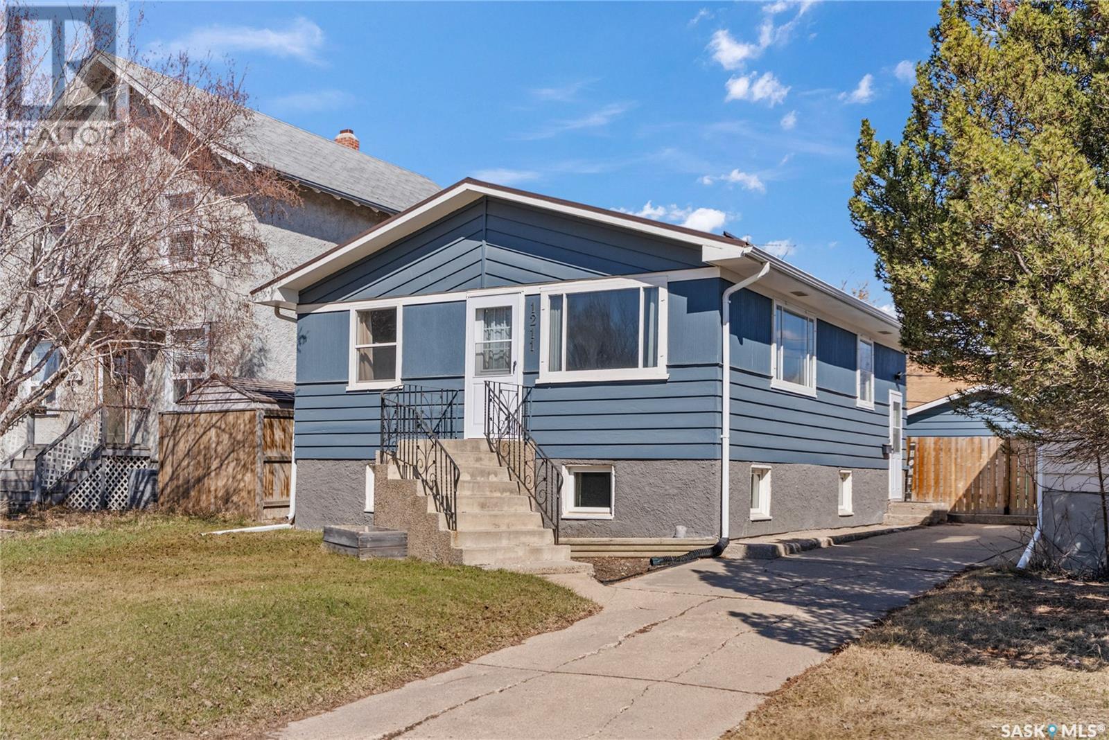 Property at 1211 Cumberland AVENUE S image 2