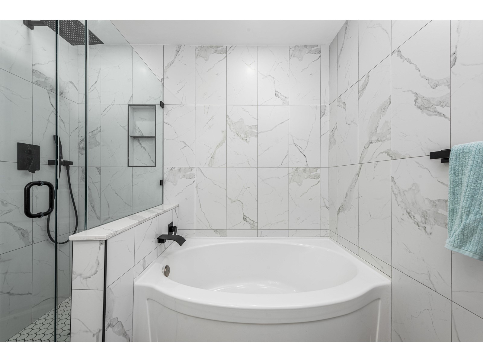 304 5430 201 Street, Langley, British Columbia  V3A 0A2 - Photo 8 - R2994009