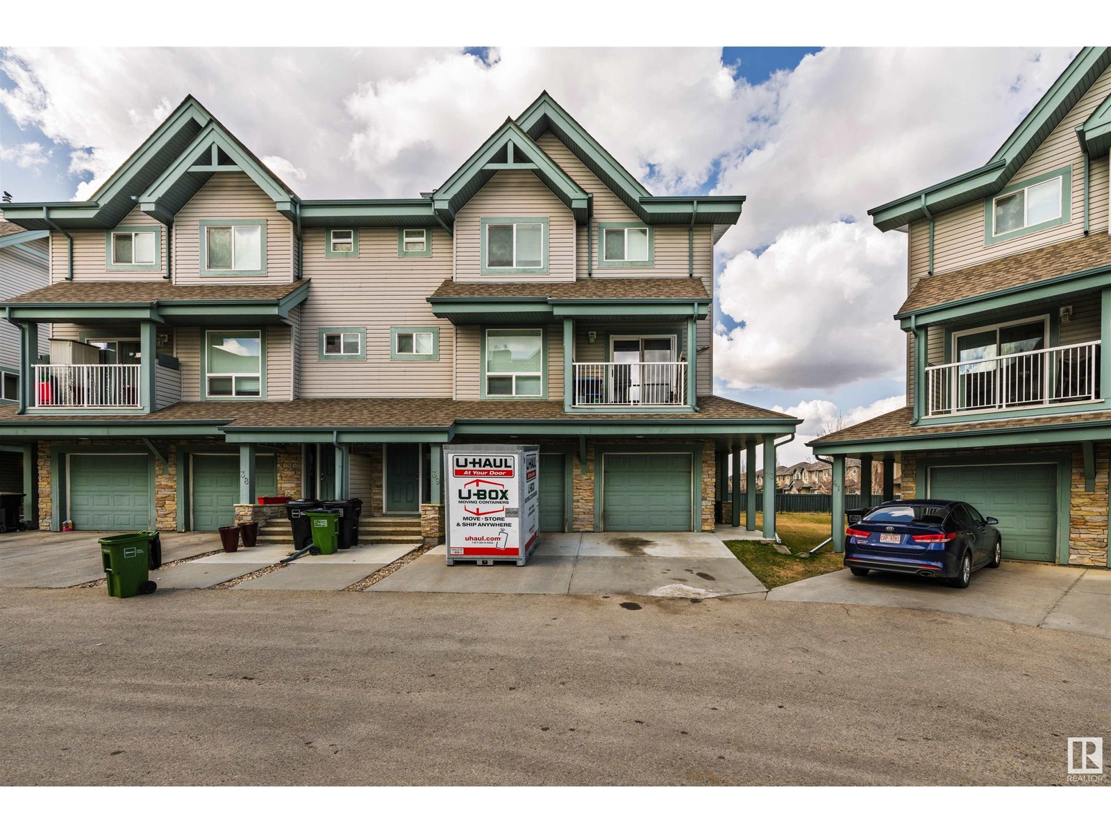 Property at #40 12050 17 AV SW image 1