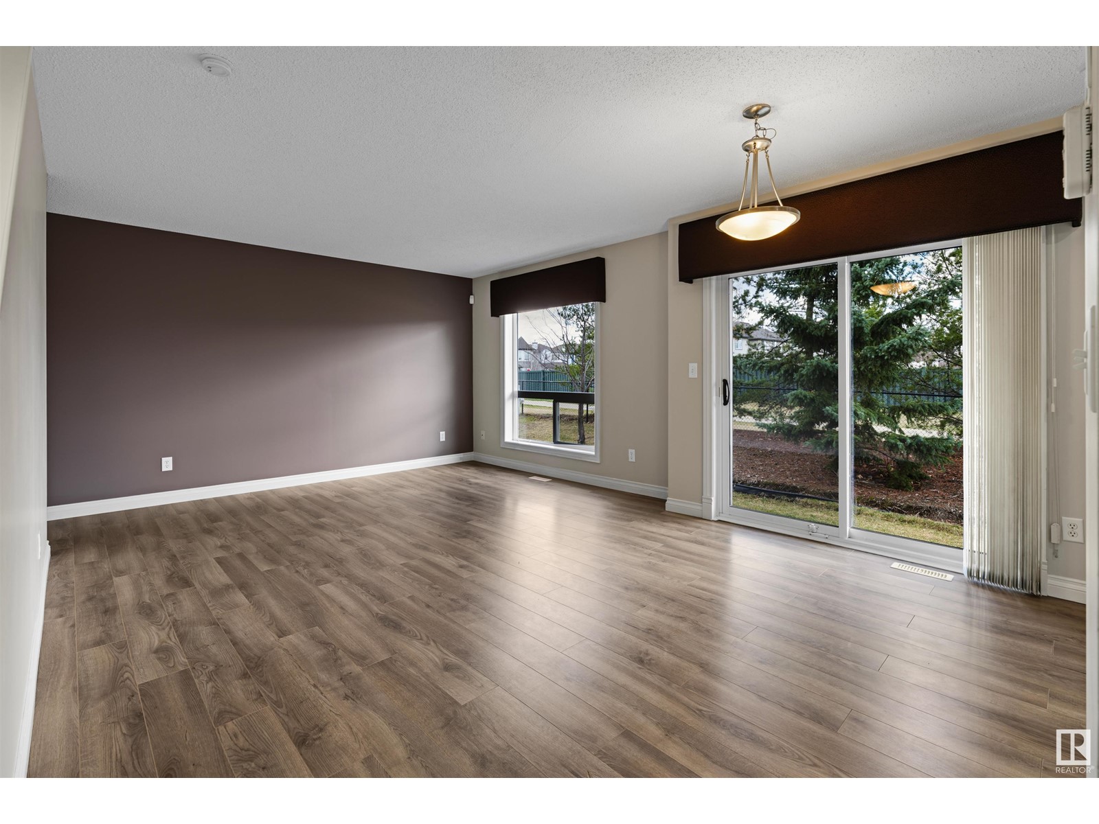 Property at #40 12050 17 AV SW image 2